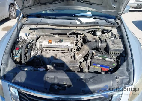 2010 Honda Accord 2.4 Lx z USA, uszkodzony, nr VIN 1HGCP2F38AA095409